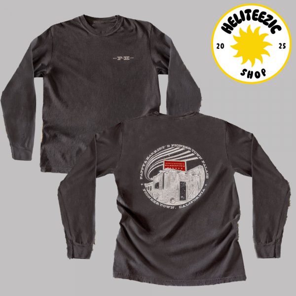 Pappy & Harriet’s Merch Exterior Unisex Longsleeve